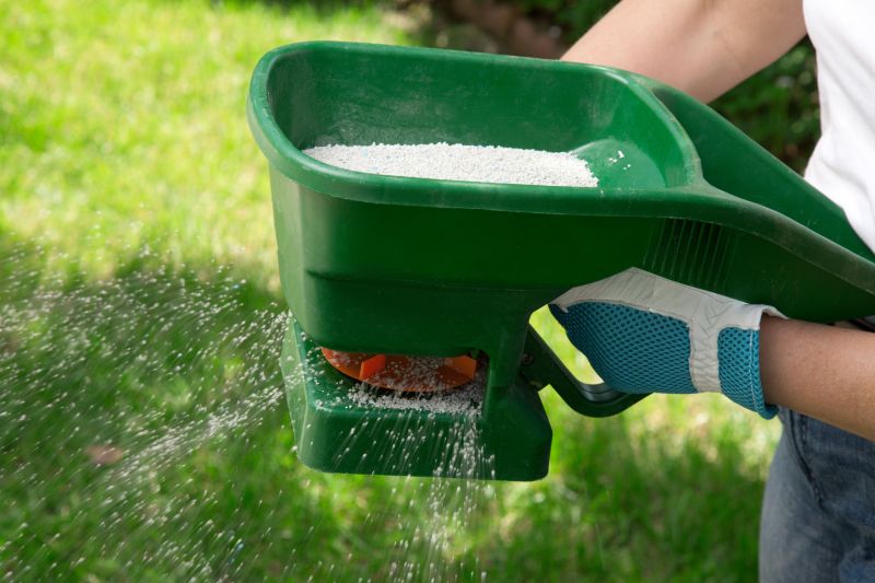 Grass Fertilizing Service in Honolulu, HI